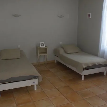 Spacieux Face A La Cite Medievale Καρκασόν