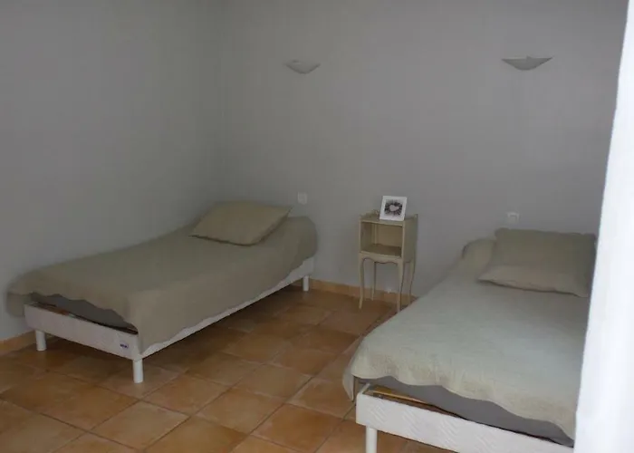 Dom wakacyjny Spacieux Face A La Cite Medievale *