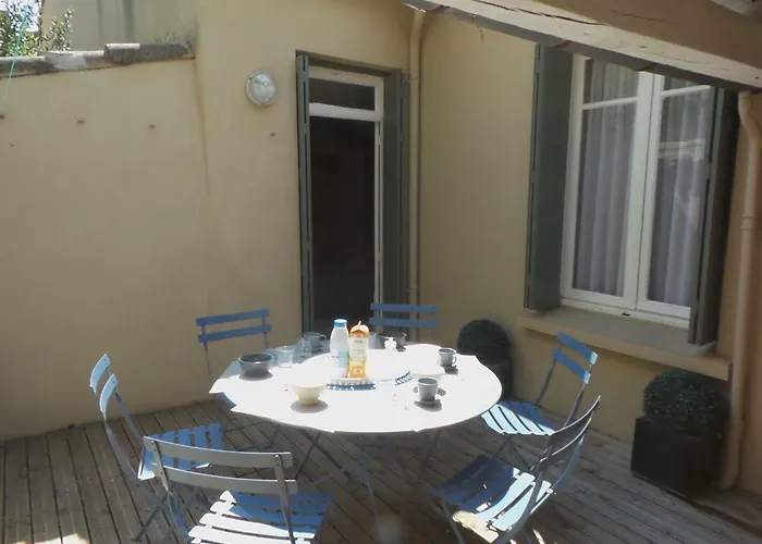 Dom wakacyjny Spacieux Face A La Cite Medievale *