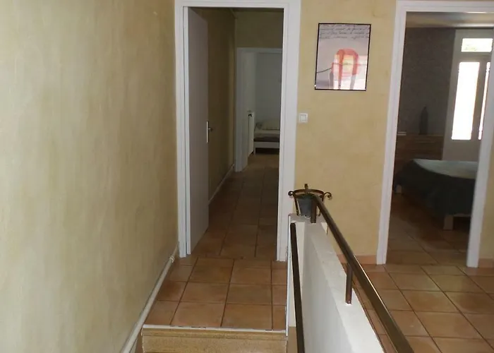 Spacieux Face A La Cite Medievale Dom wakacyjny *