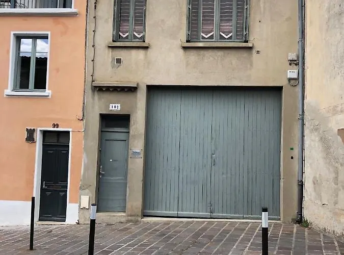 Spacieux Face A La Cite Medievale Dom wakacyjny Carcassonne